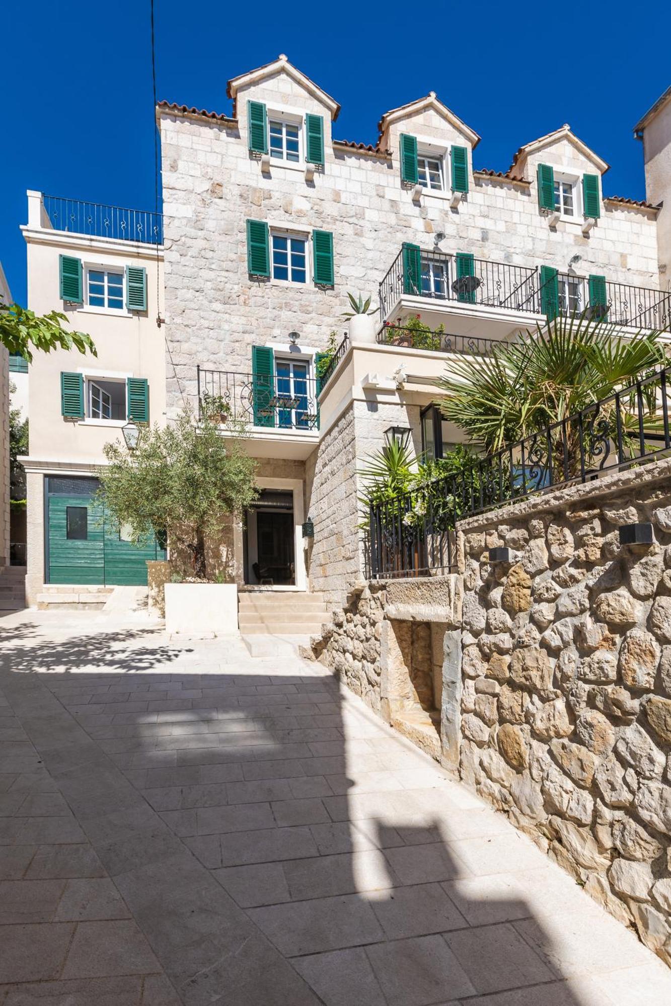 New - Casa Columba - 4 Star Design Boutique Hotel With Outdoor Pool & Private Garden (Adults Only) Макарска Экстерьер фото